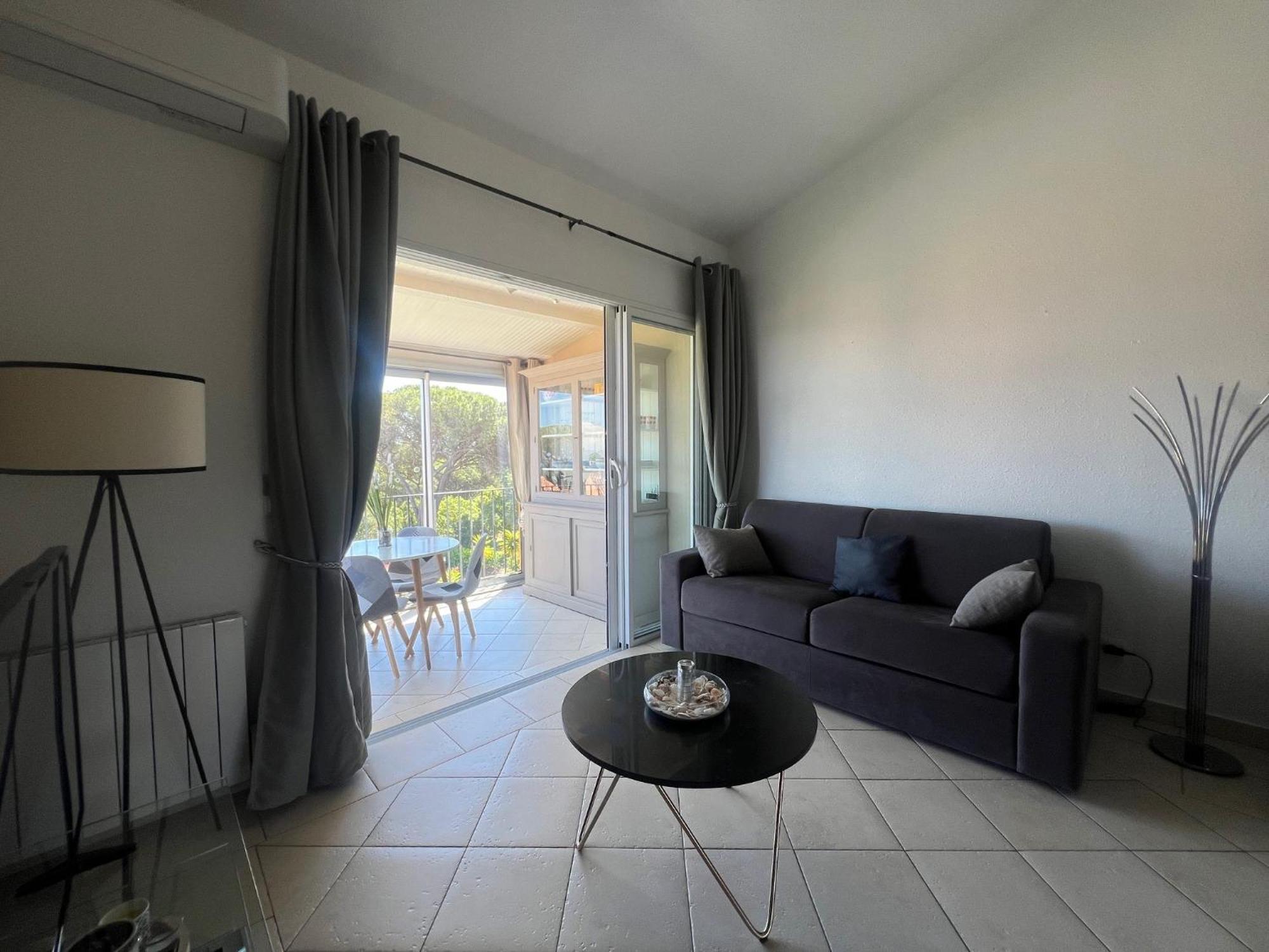 Appartement Vue Mer Golfe De Saint-Tropez Cogolin Exterior foto